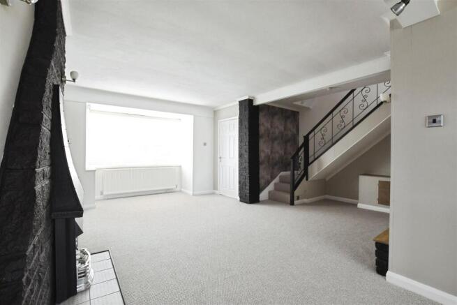 3 bed Semi-Detached for sale Image 7