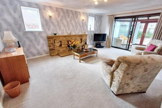 Verwood photo 4