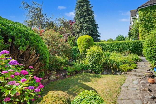 3 bed Detached for sale Image 12