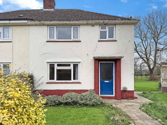 3-bed semi-detached on Meadow View Road, Oxford, OX1, £325,000