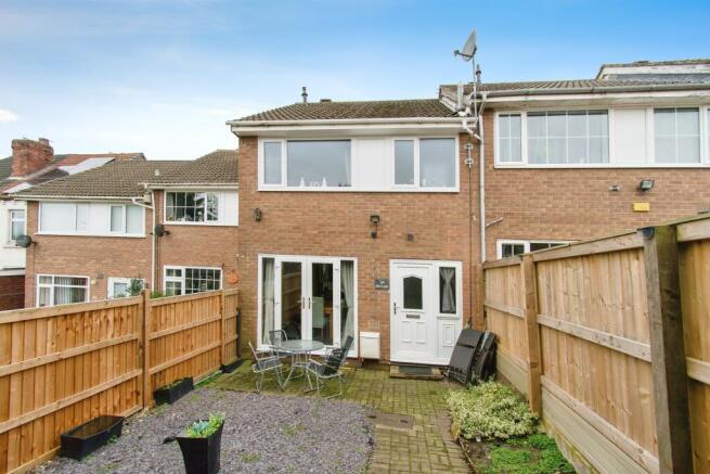 3 bed Terraced for sale Image 7