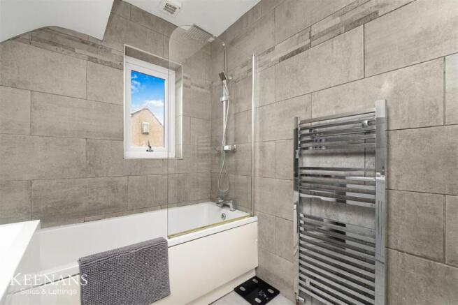 3 bed Detached for sale Image 11