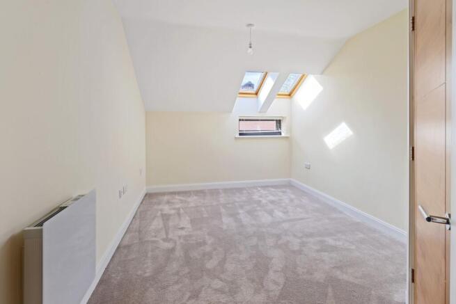 2 bed Retirement Property to rent Image 8