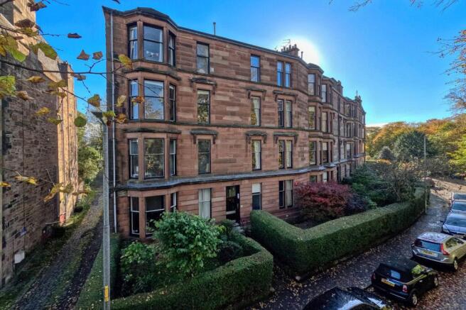 2 Bedroom Flat in G20 8QN