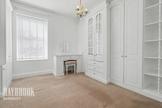 3 bed Terraced for sale Image 12