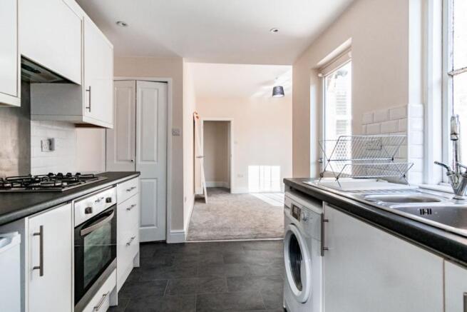 Kitchen thru Lounge