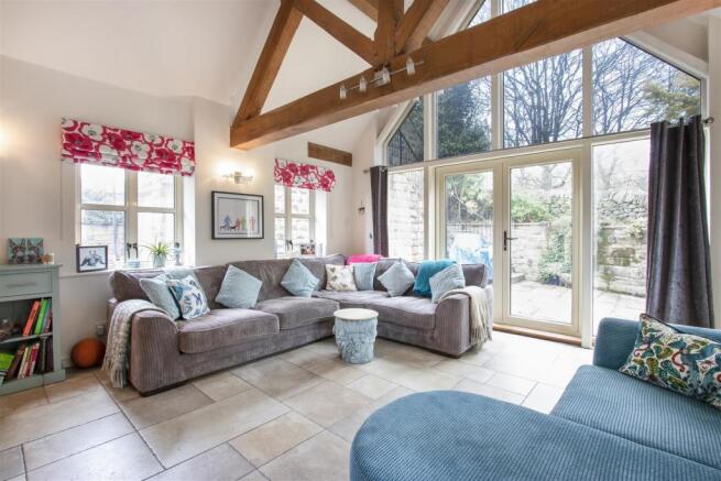 Sitting Room3.jpg