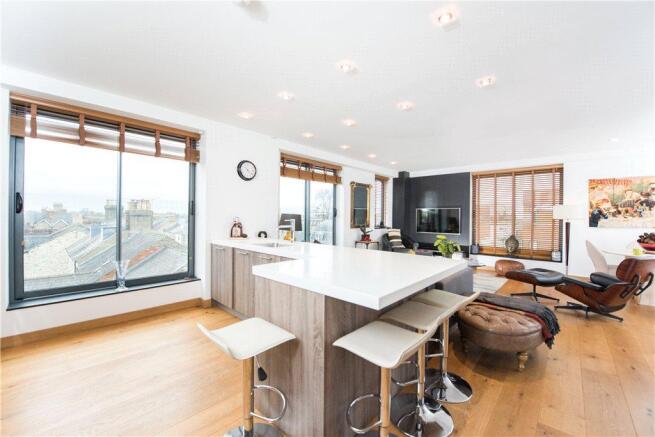 Breakfast Bar