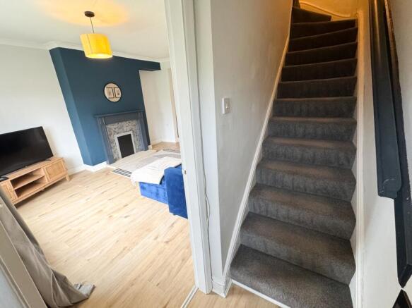 2 bed Terraced for sale Image 8