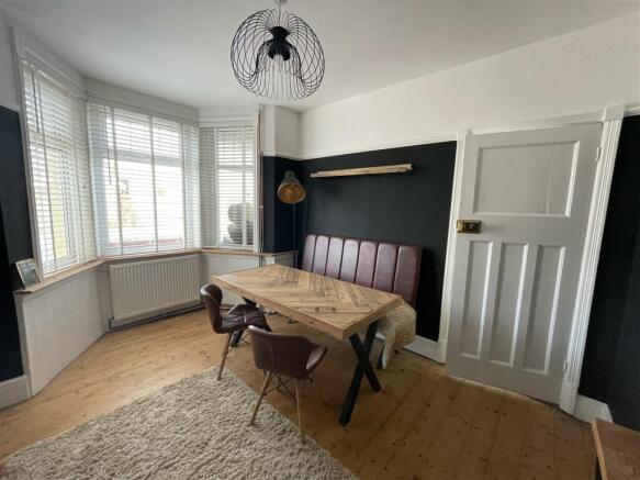 Front room/Bedroom 3
