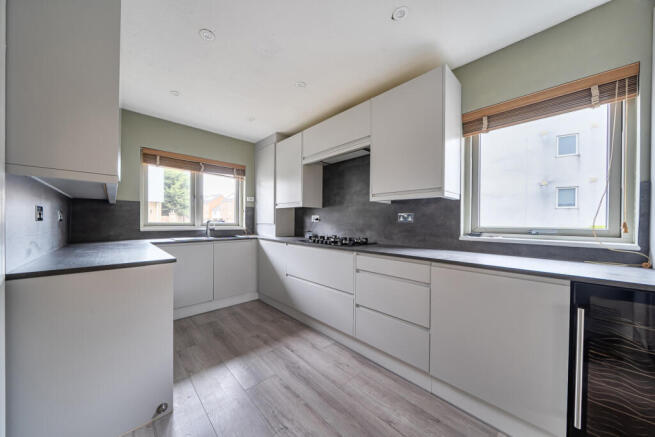 1428807-18-69b96e...