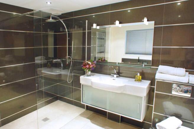 Main Bathroom