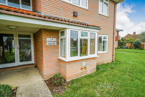 Manor Road, Chichester, PO20