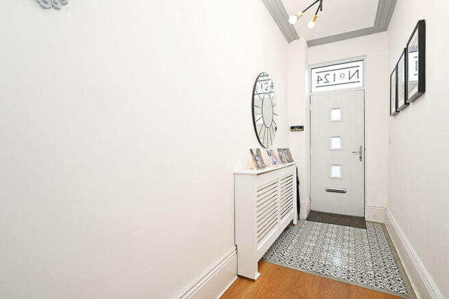 4 bed Terraced for sale Image 5