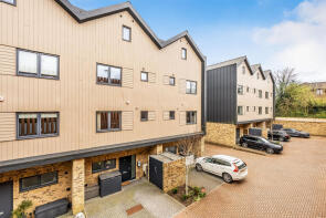 6, Burlington Mews, Sevenoaks TN13 1FJ