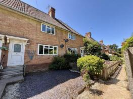 11, Hillside View, Barwick, Yeovil BA22 9UT
