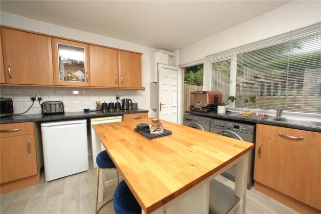 2 bed Terraced for sale Image 7