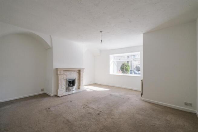 3 bed Semi-Detached Bungalow for sale Image 6