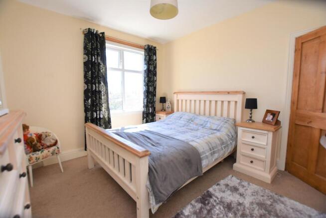 Bedroom 1.JPG