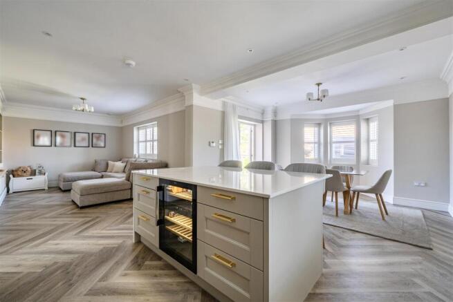1449074-27-69f38b68eda12.jpg
