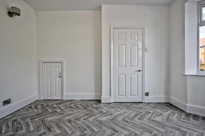 19 School Lane rixton-7.jpg