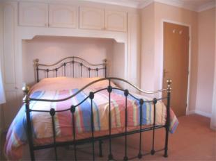MAIN BEDROOM