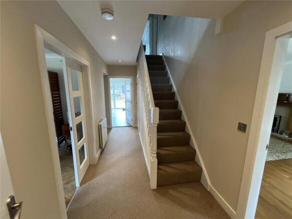 4 bed Detached for sale Image 6