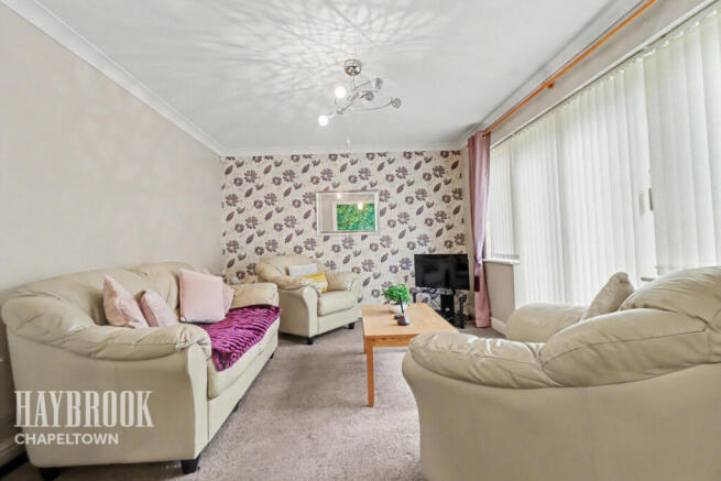 4 bed Detached for sale Image 6
