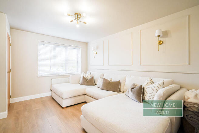 3 bed Semi-Detached for sale Image 6
