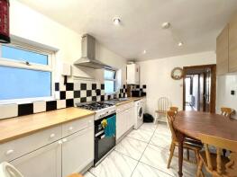 65, Chelmsford Road, London E17 8NN