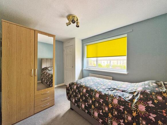2 bed Town House for sale Image 9