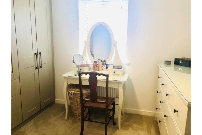 Dressing Room/Bed 4