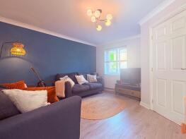 31, Kingsbury Close, Bury BL8 1WA