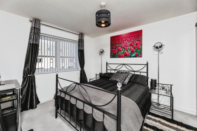 2 bed Semi-Detached for sale Image 12