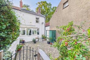 3, Lower Cottages, Kings Arms Street, North Walsham NR28 9JY