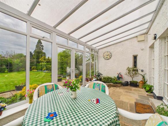 4 bed Detached for sale Image 4