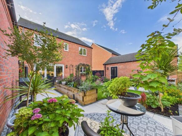 4 bed Detached for sale Image 4