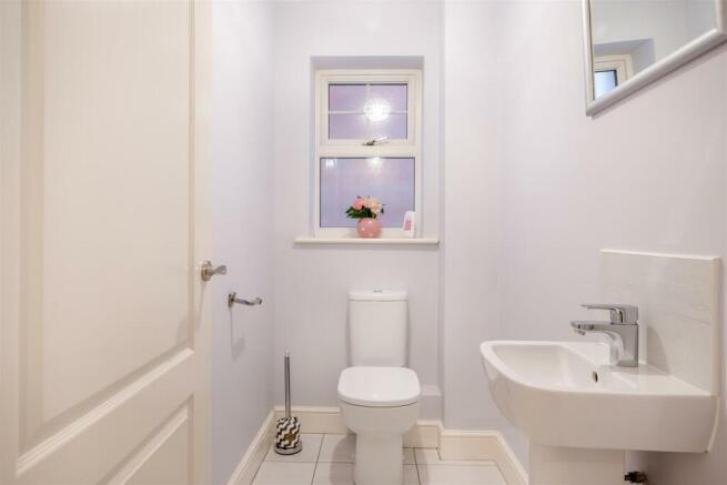 8587310-interior08.jpg