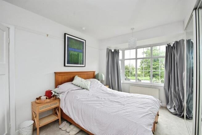 3 bed Semi-Detached for sale Image 10