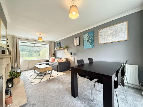 2 bed Semi-Detached for sale Image 6