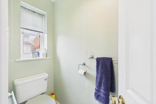3 bed Semi-Detached for sale Image 11
