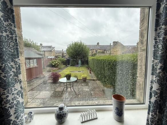 3 bed Semi-Detached for sale Image 7
