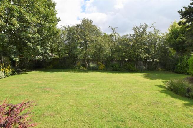 LOWER GARDEN