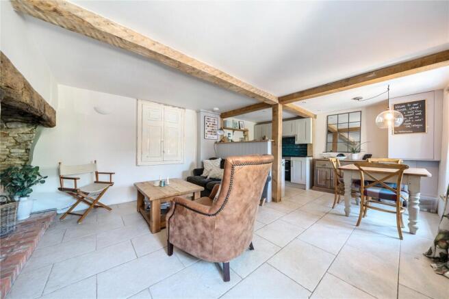 Sitting Room/Kitchen