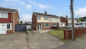 48, Hathersage Avenue, North Hykeham, Lincoln LN6 8LJ