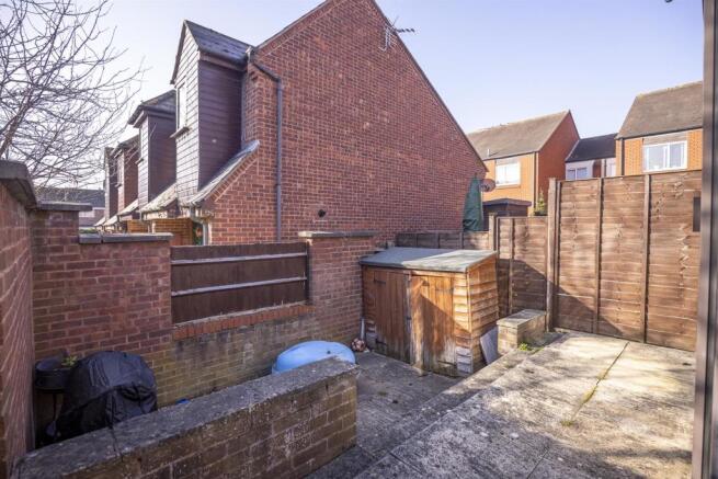 6 Huxleys Way-5683.jpg