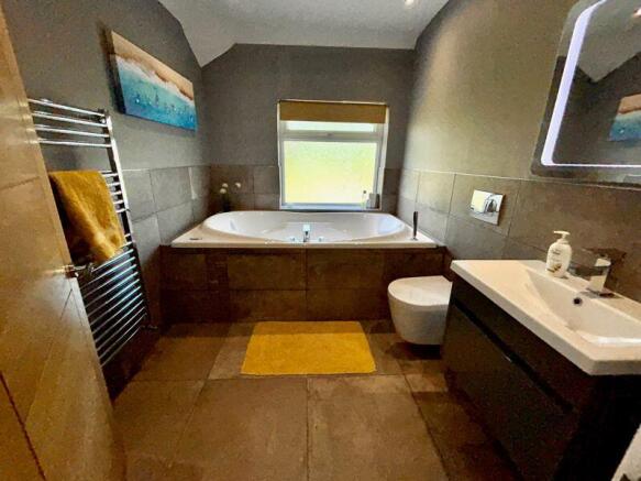 Photo 36