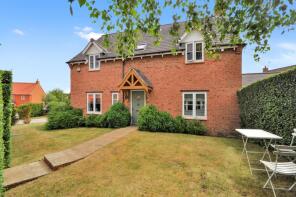 4, Pasture End, Kettering NN14 1TP