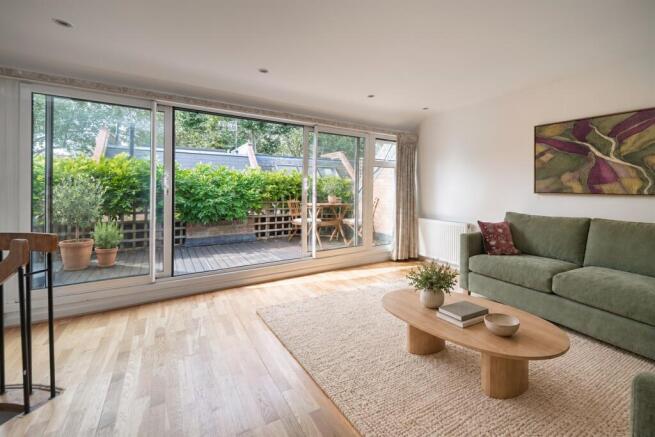 3-bed house on Hippodrome Mews, Notting Hill, London, W11, £1,395,000