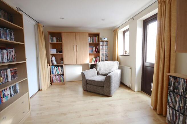 Photo 5